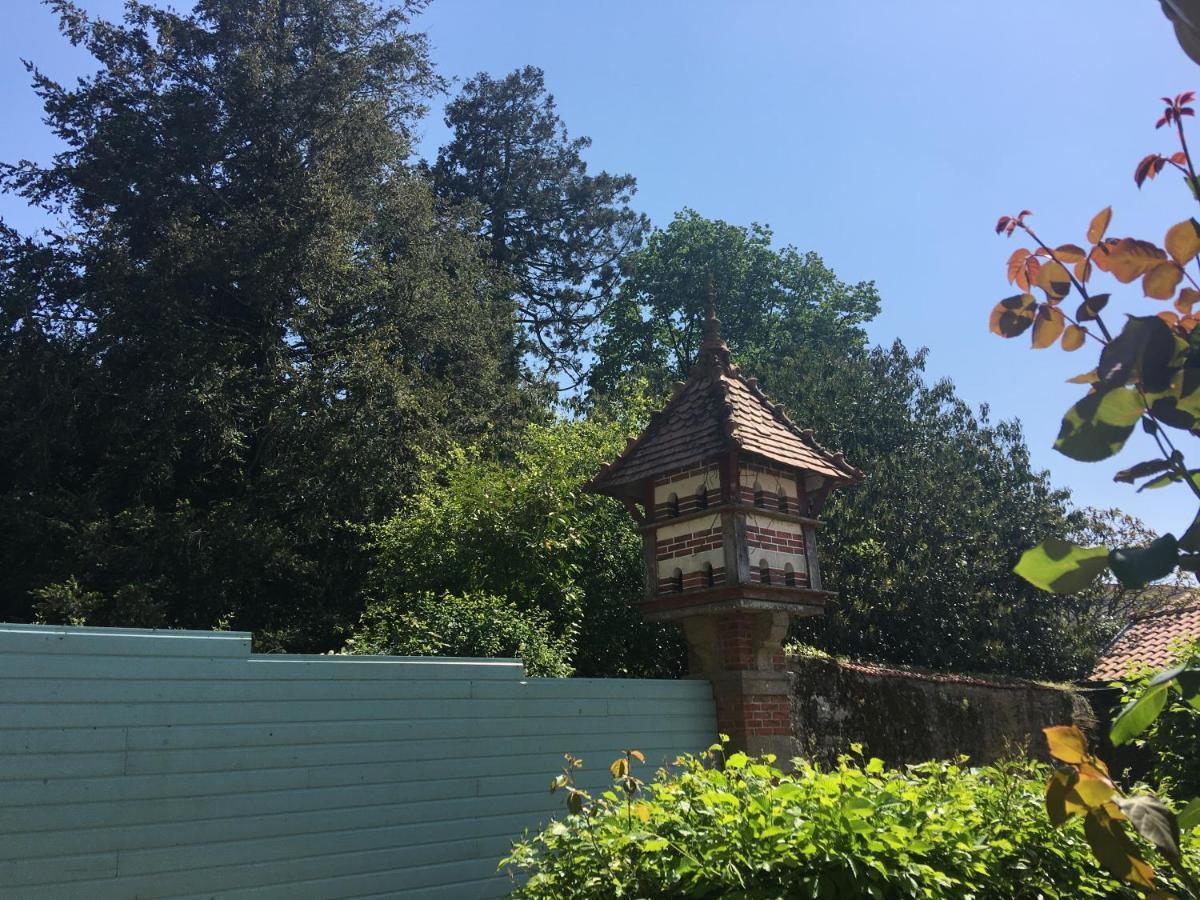 Le Château Des Tourelles En Vendée * La Gaubretiere
