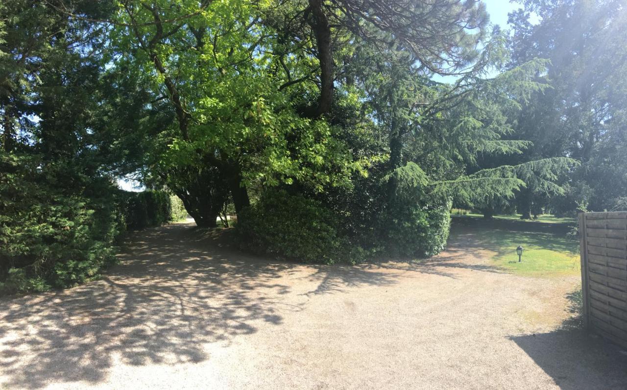 Frühstückspension Le Chateau Des Tourelles En Vendee *